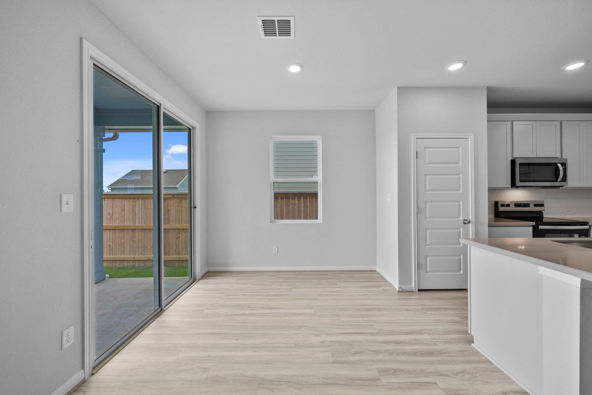 107 Elm Branch Trl, Taylor, TX 76574