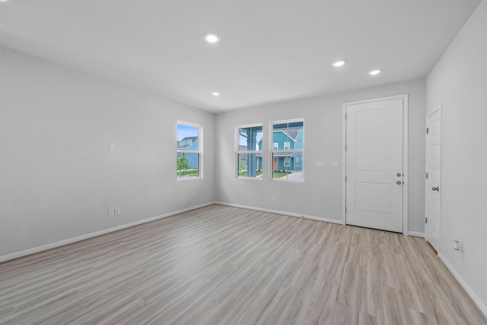 107 Elm Branch Trl, Taylor, TX 76574