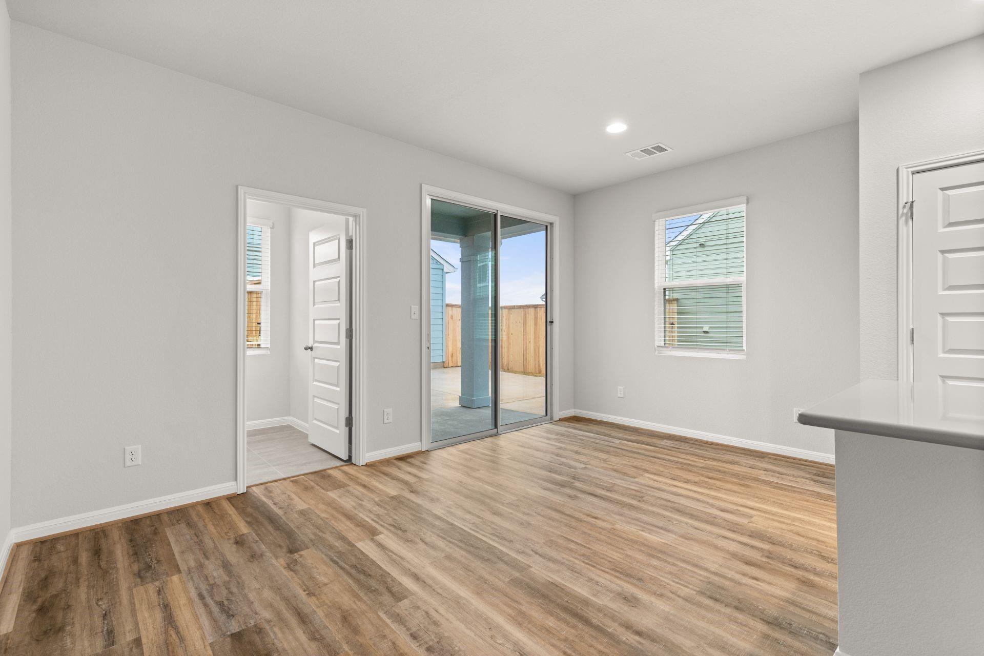 107 Elm Branch Trl, Taylor, TX 76574