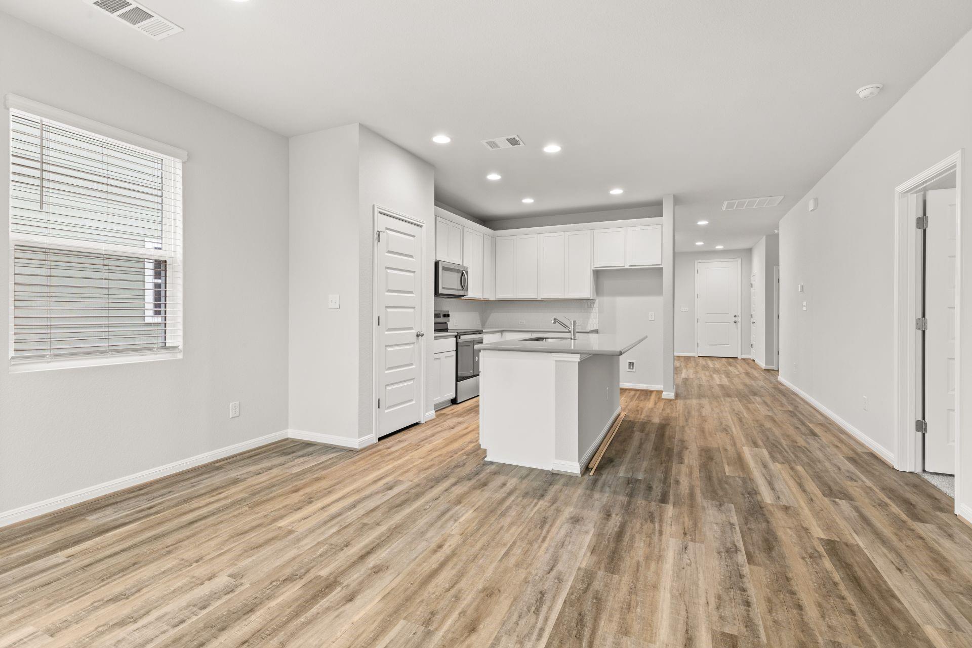 107 Elm Branch Trl, Taylor, TX 76574