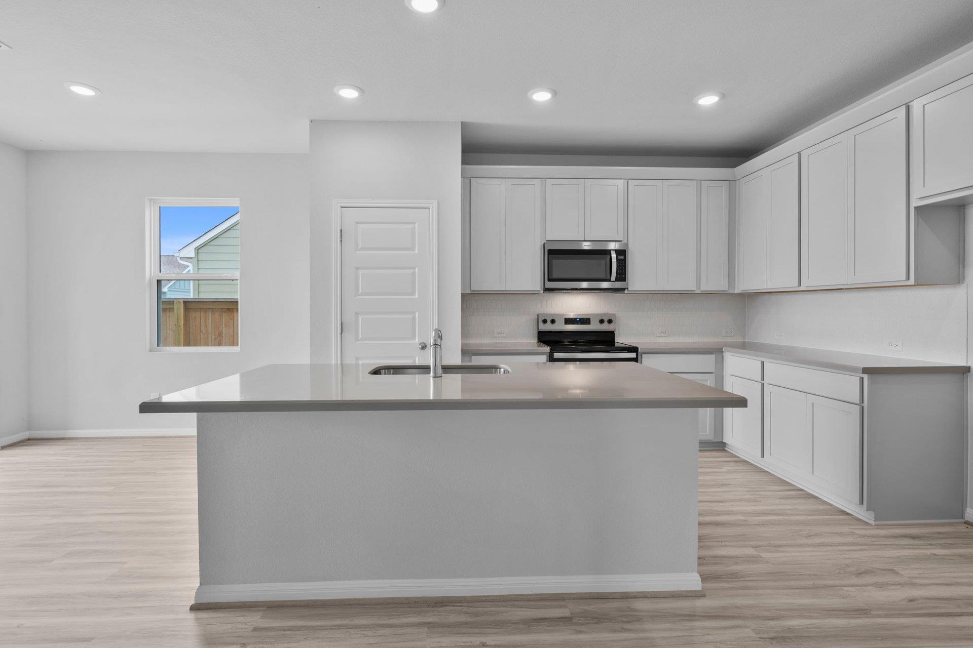107 Elm Branch Trl, Taylor, TX 76574