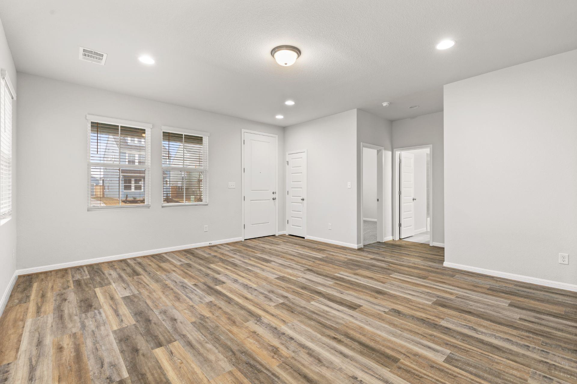 107 Elm Branch Trl, Taylor, TX 76574