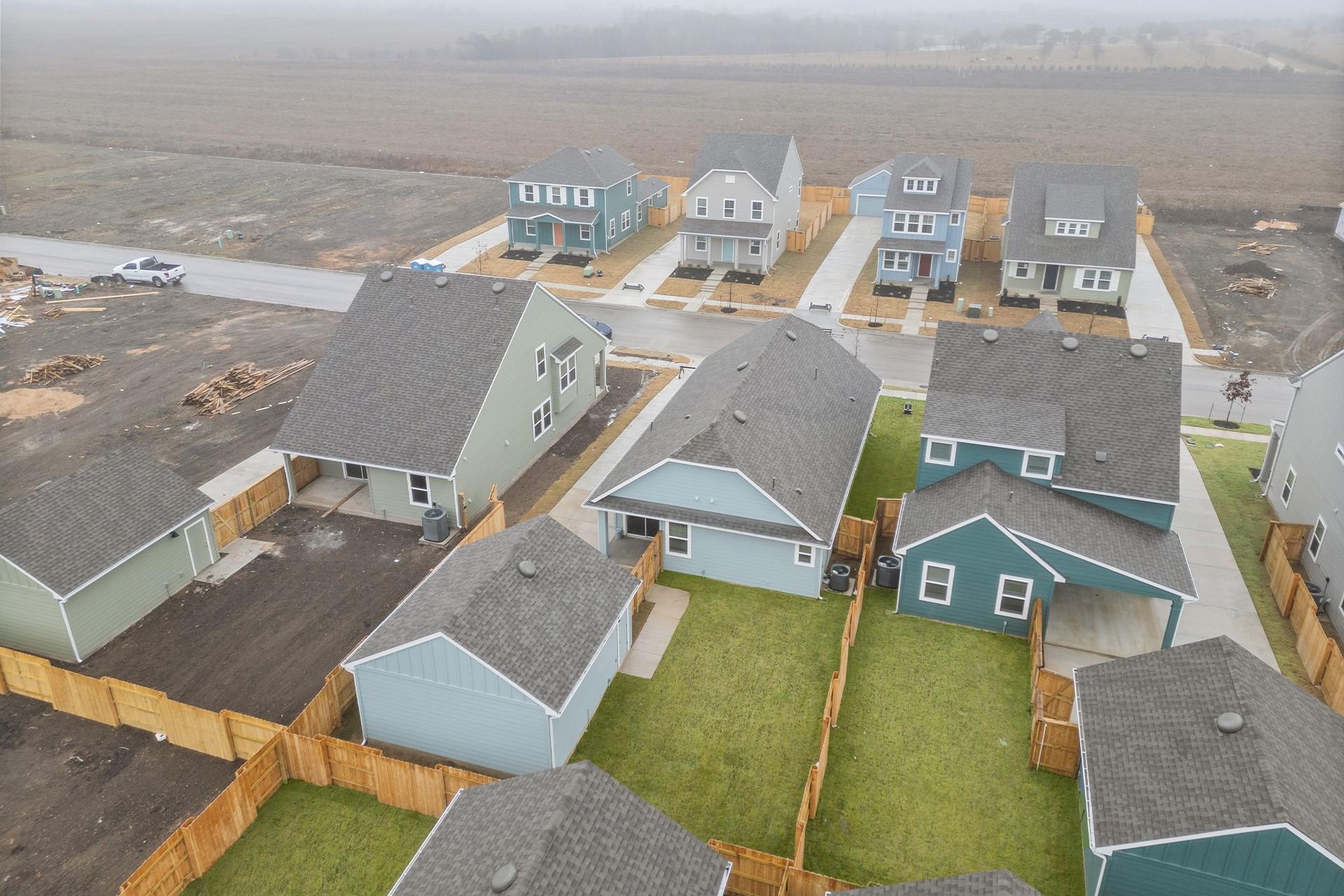 107 Elm Branch Trl, Taylor, TX 76574