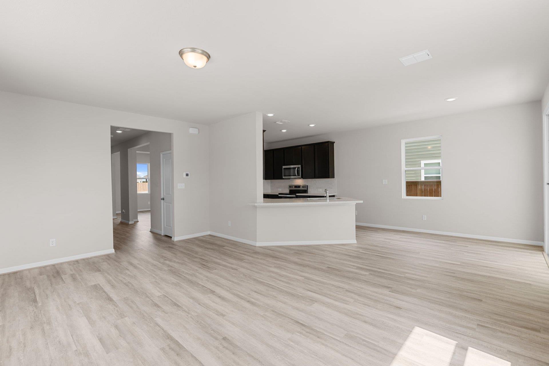 112 Elm Branch Trl, Taylor, TX 76574