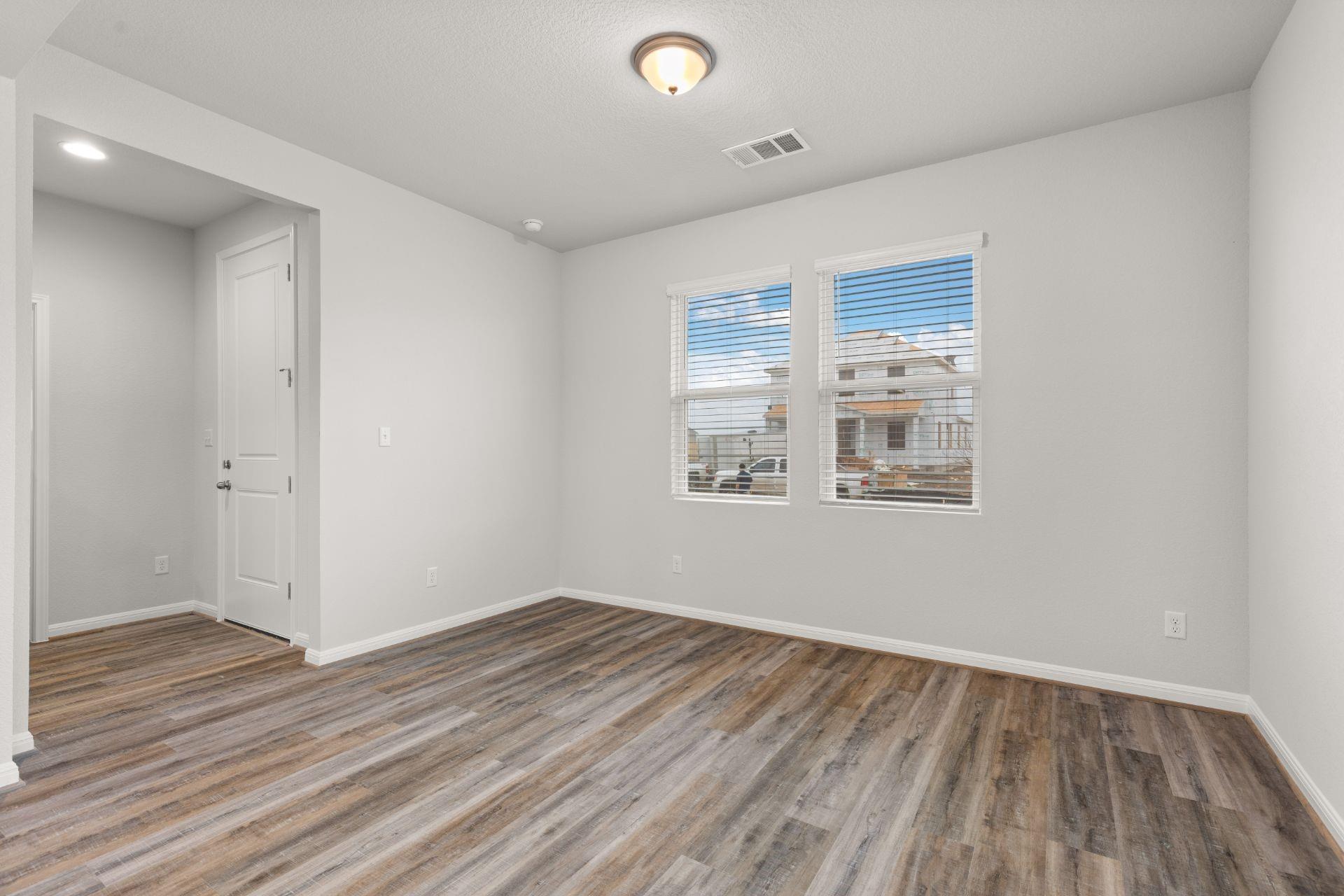 112 Elm Branch Trl, Taylor, TX 76574