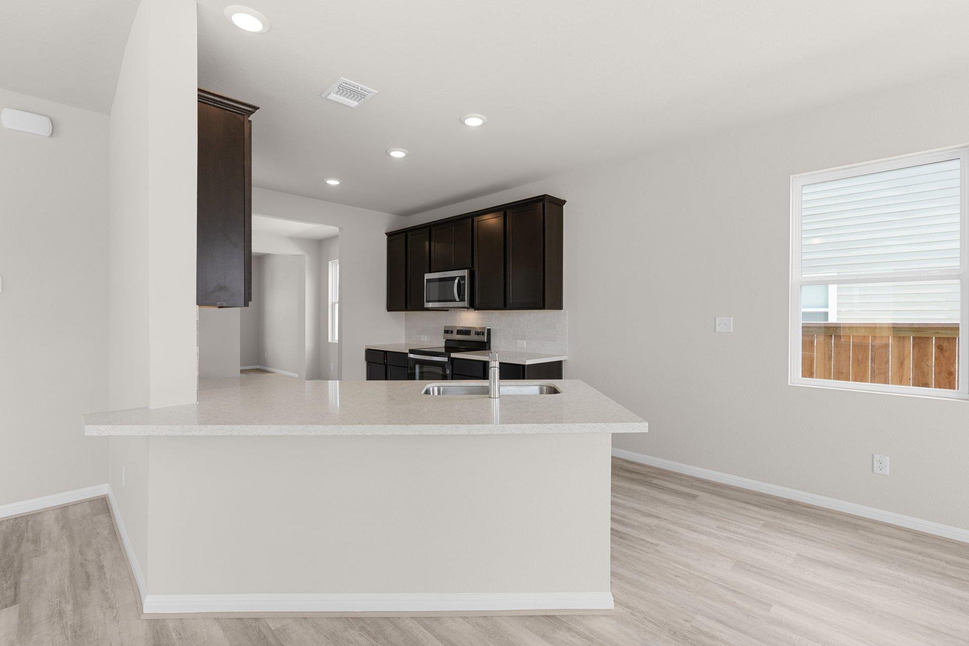 112 Elm Branch Trl, Taylor, TX 76574