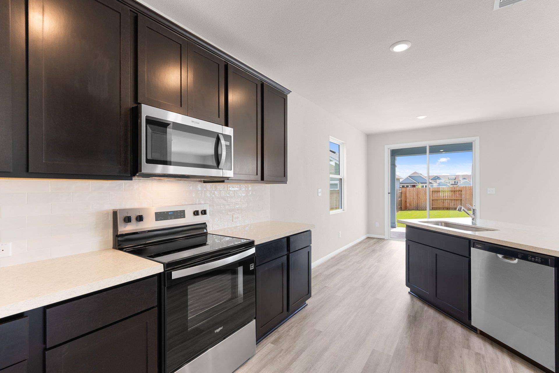 112 Elm Branch Trl, Taylor, TX 76574