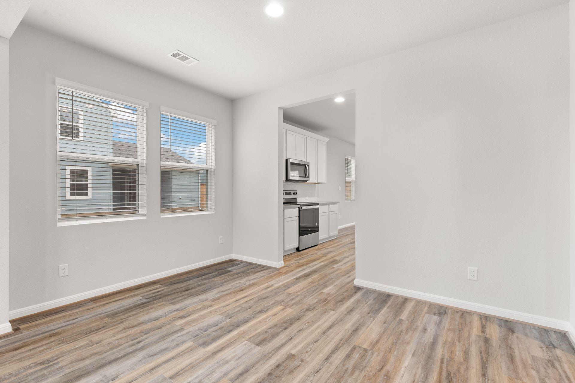 112 Elm Branch Trl, Taylor, TX 76574