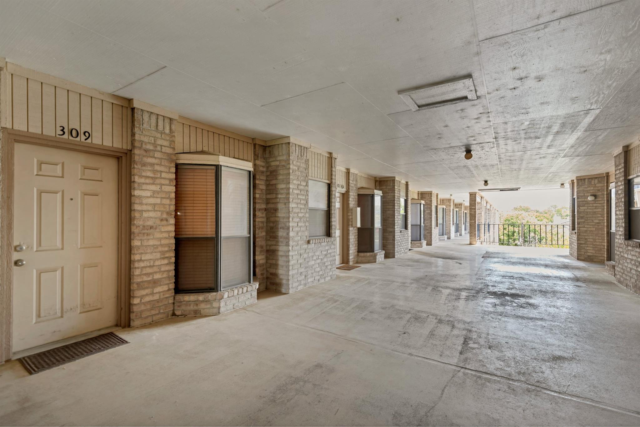 3316 Guadalupe St # 309, Austin, TX 78705