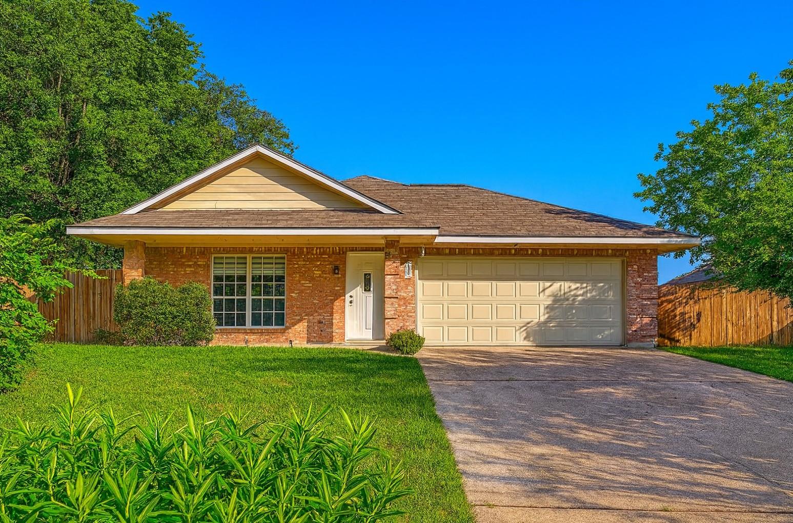 837 Eagles Way, Leander, TX 78641