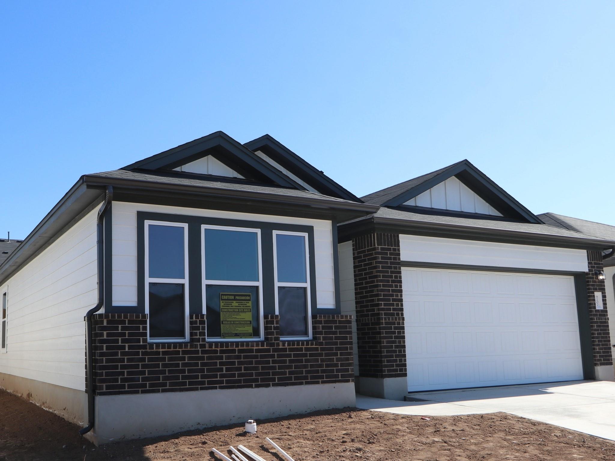 9207 Furman Dr, Austin, TX 78747