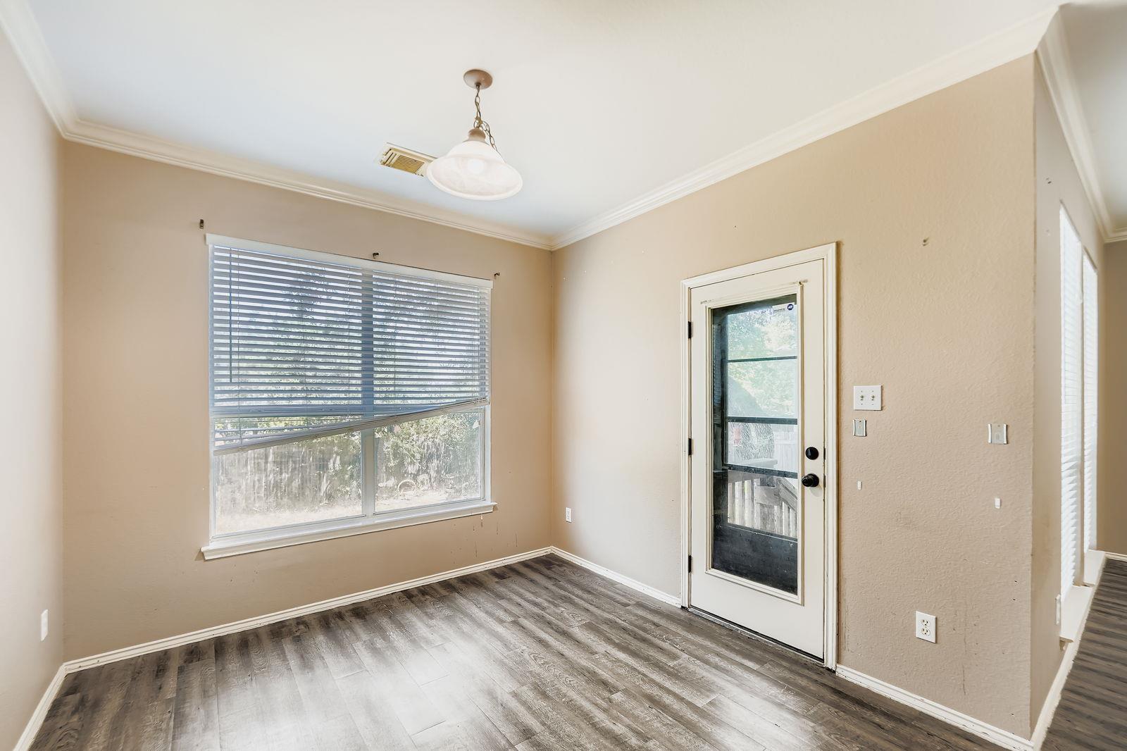 1411 Encino Dr, Leander, TX 78641