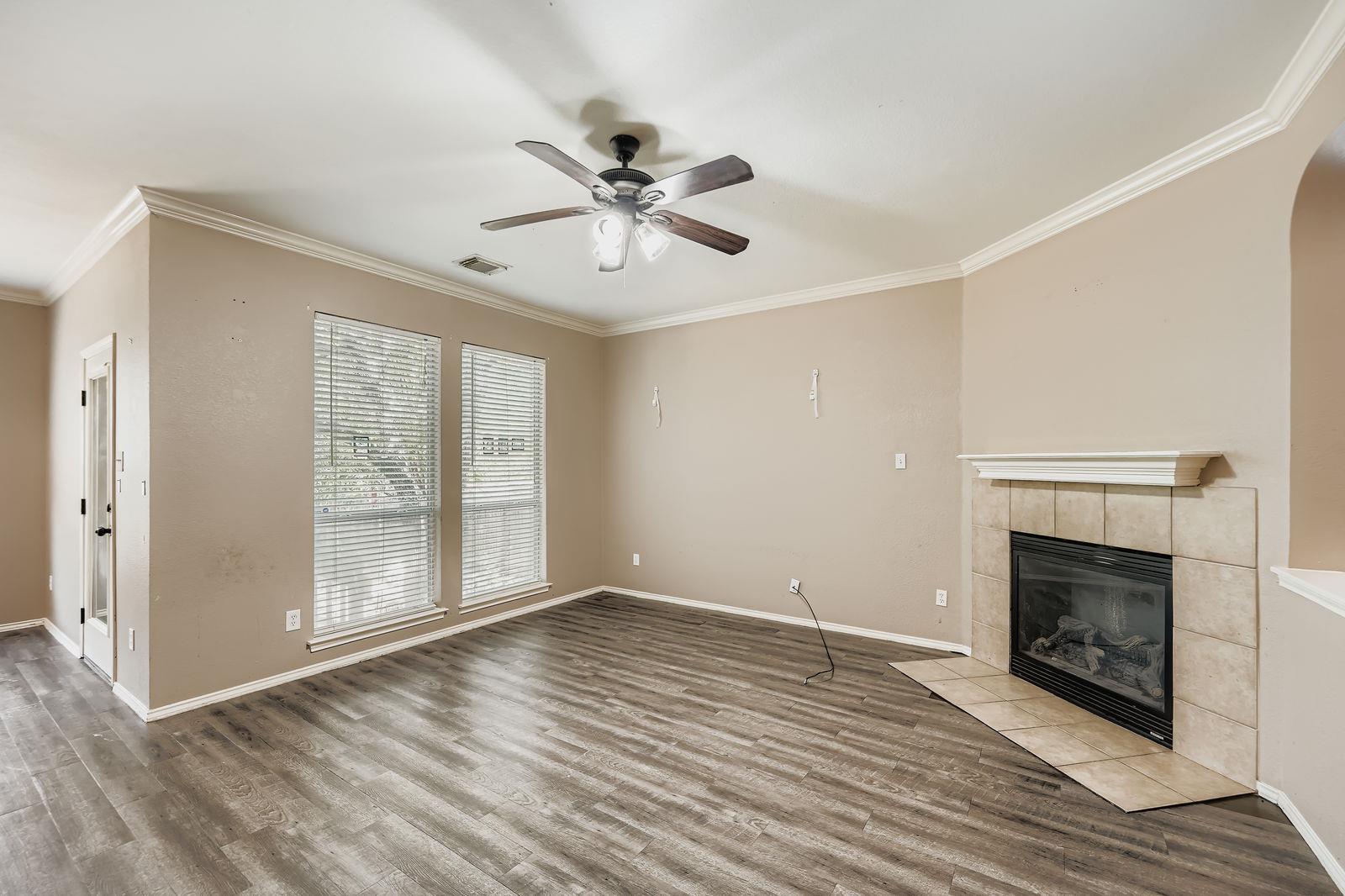 1411 Encino Dr, Leander, TX 78641