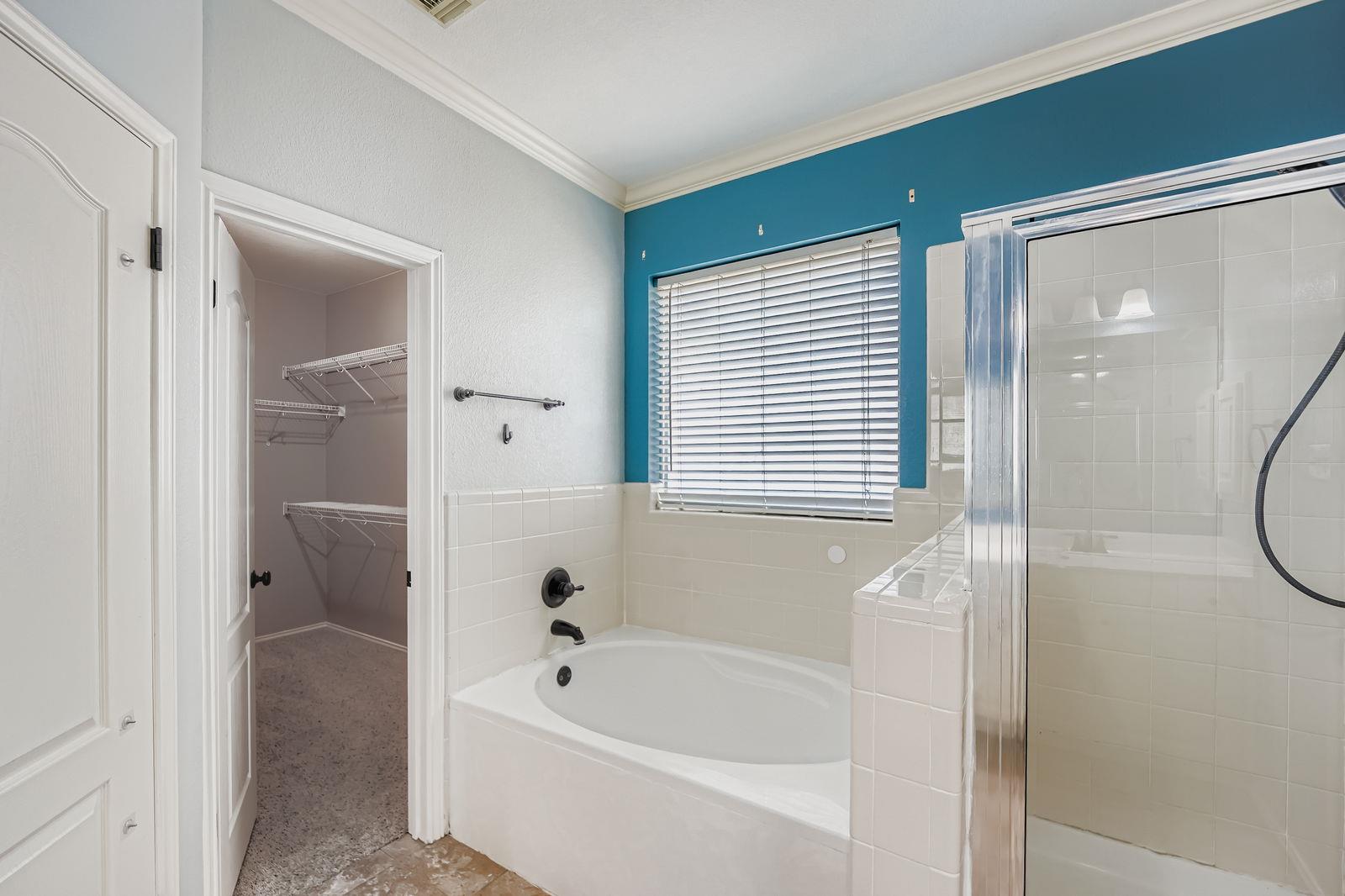 1411 Encino Dr, Leander, TX 78641