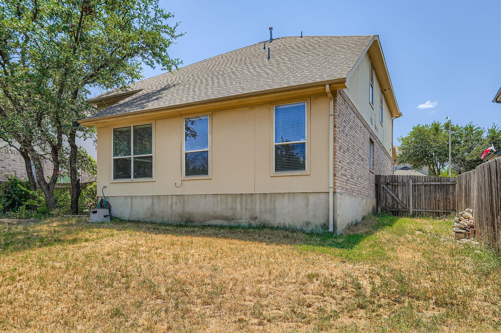 1411 Encino Dr, Leander, TX 78641