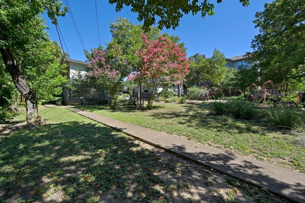 1300 and 1302 Norwalk Ln, Austin, TX 78703