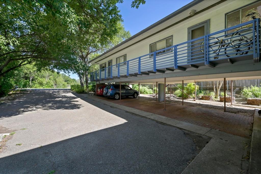 1300 and 1302 Norwalk Ln, Austin, TX 78703