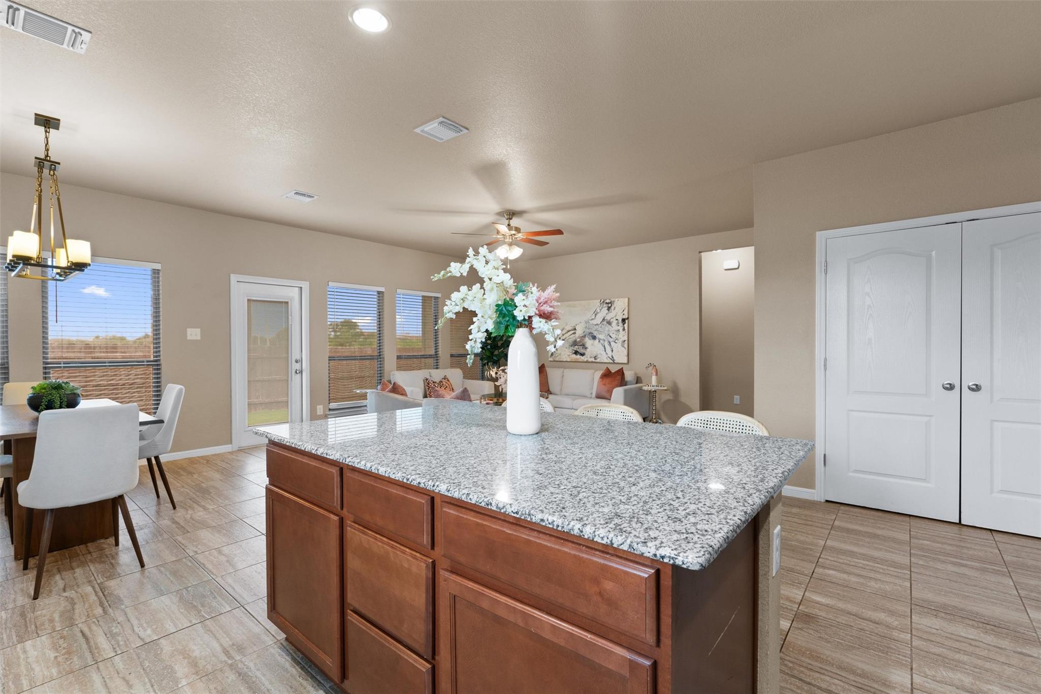 2226 Hayes St, Temple, TX 76502