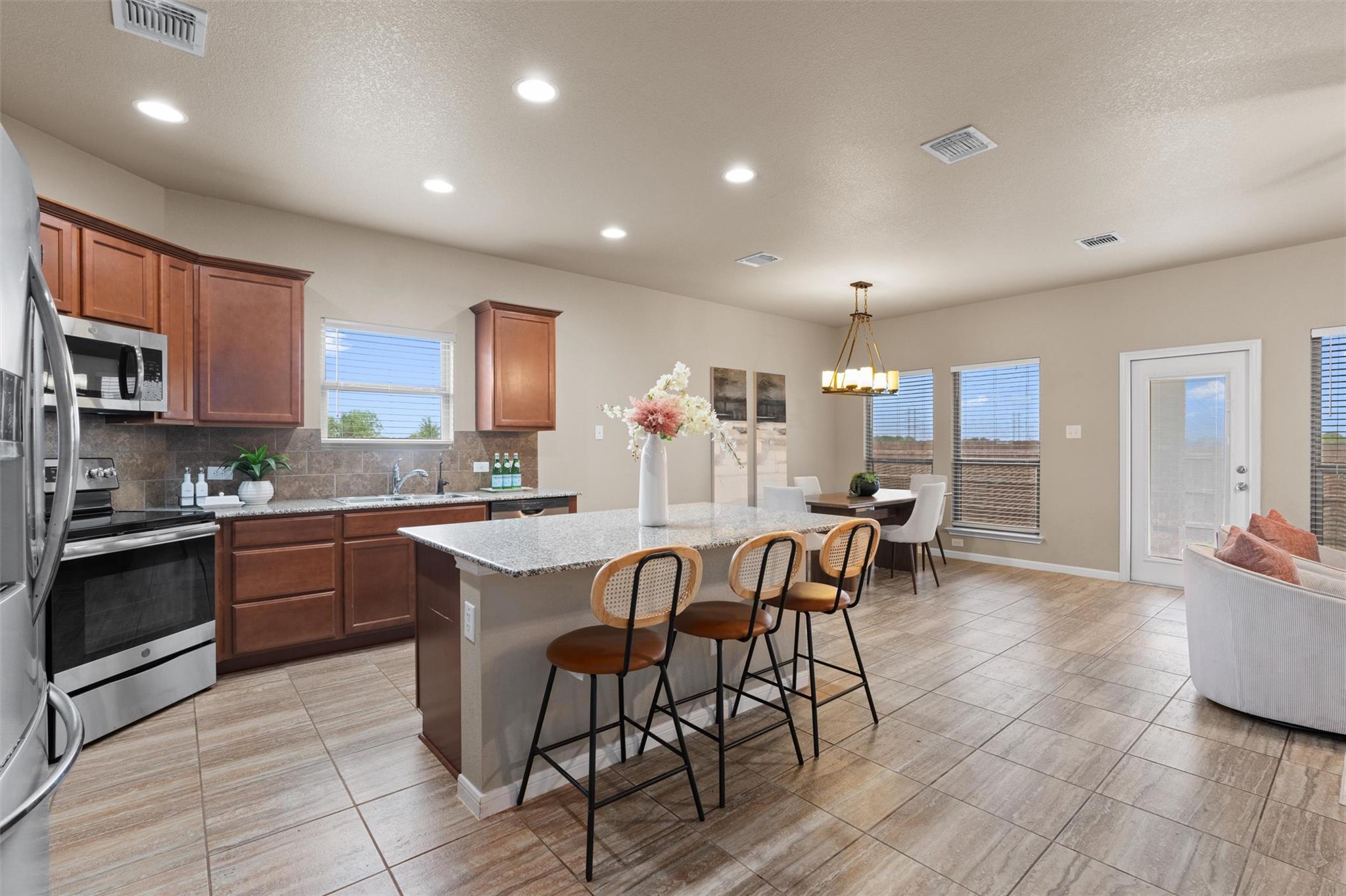 2226 Hayes St, Temple, TX 76502