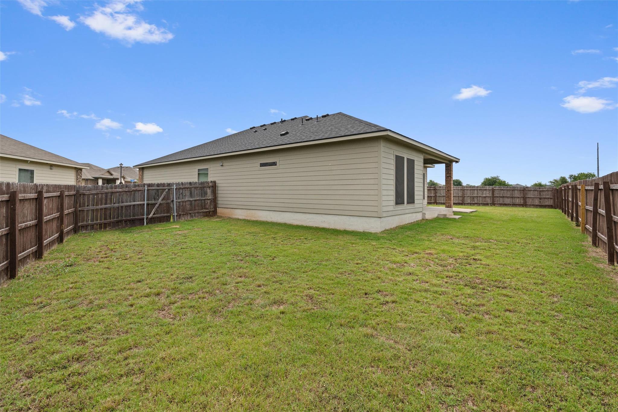 2226 Hayes St, Temple, TX 76502