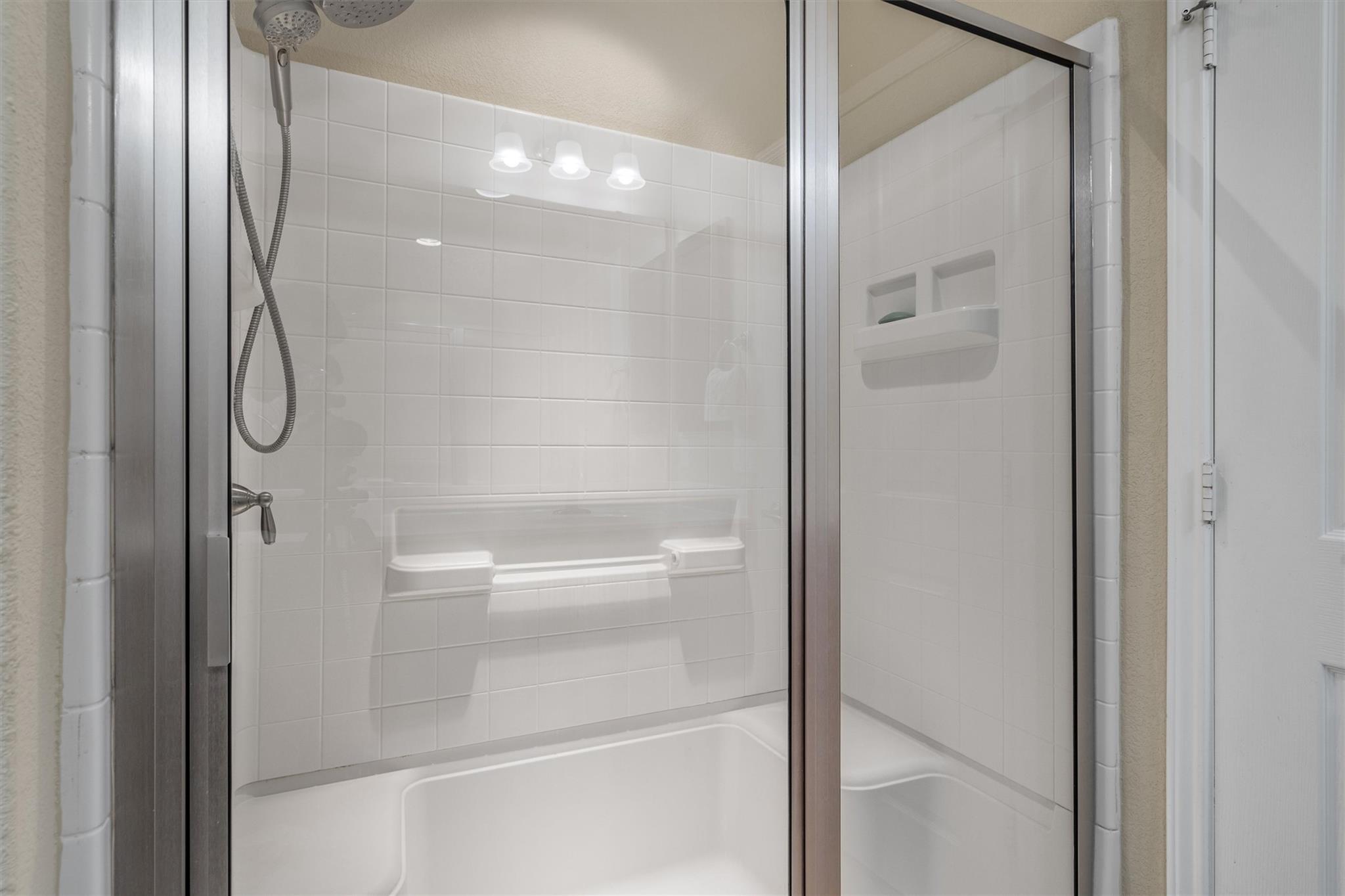 101 Alamosa Creek Ln, Georgetown, TX 78633