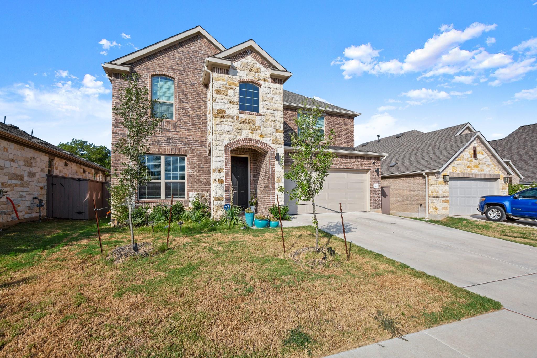 321 Jefferson Dr, Kyle, TX 78640