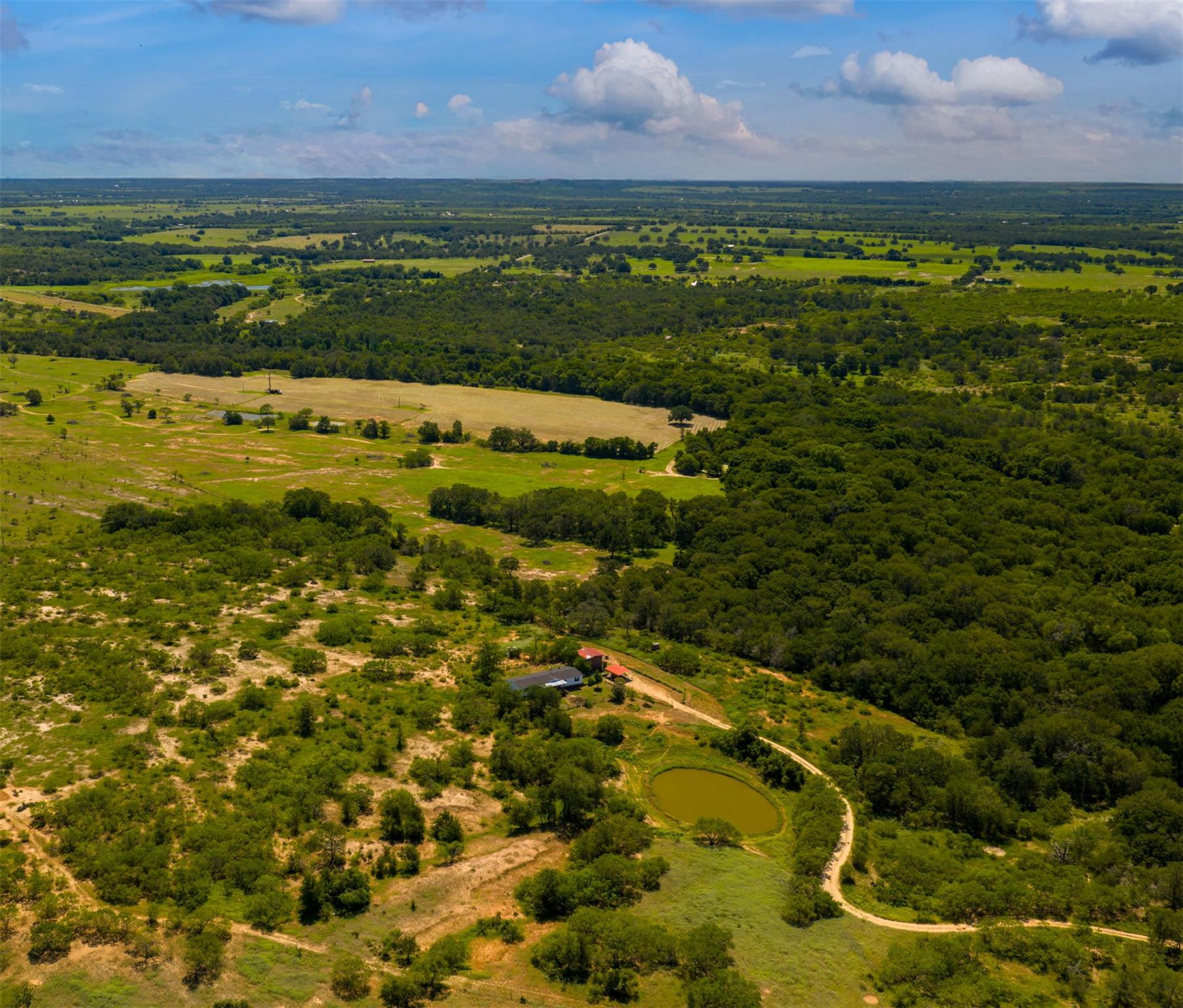 3185 Old Colony Line Rd, Lockhart, TX 78644