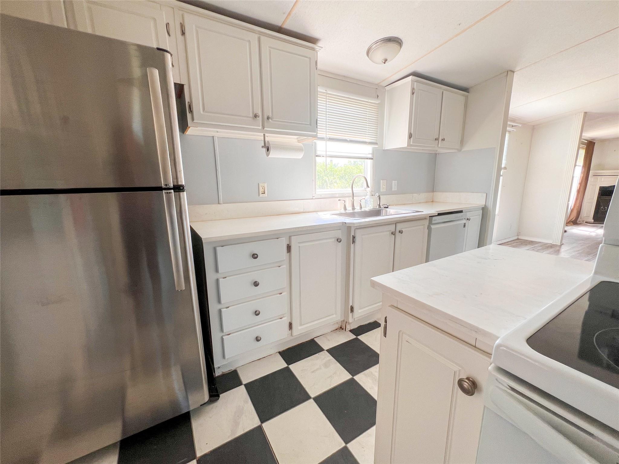 3185 Old Colony Line Rd, Lockhart, TX 78644