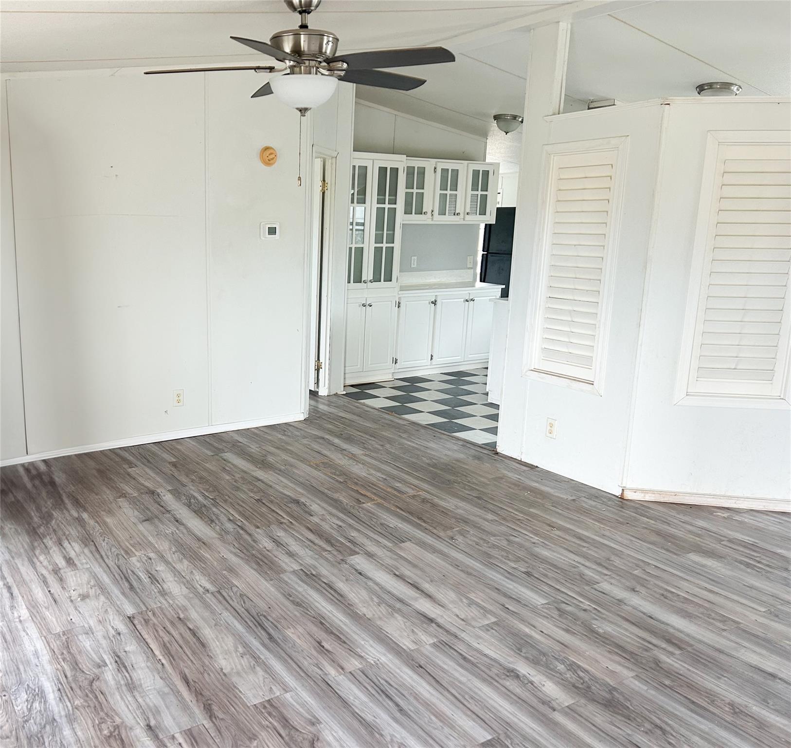 3185 Old Colony Line Rd, Lockhart, TX 78644