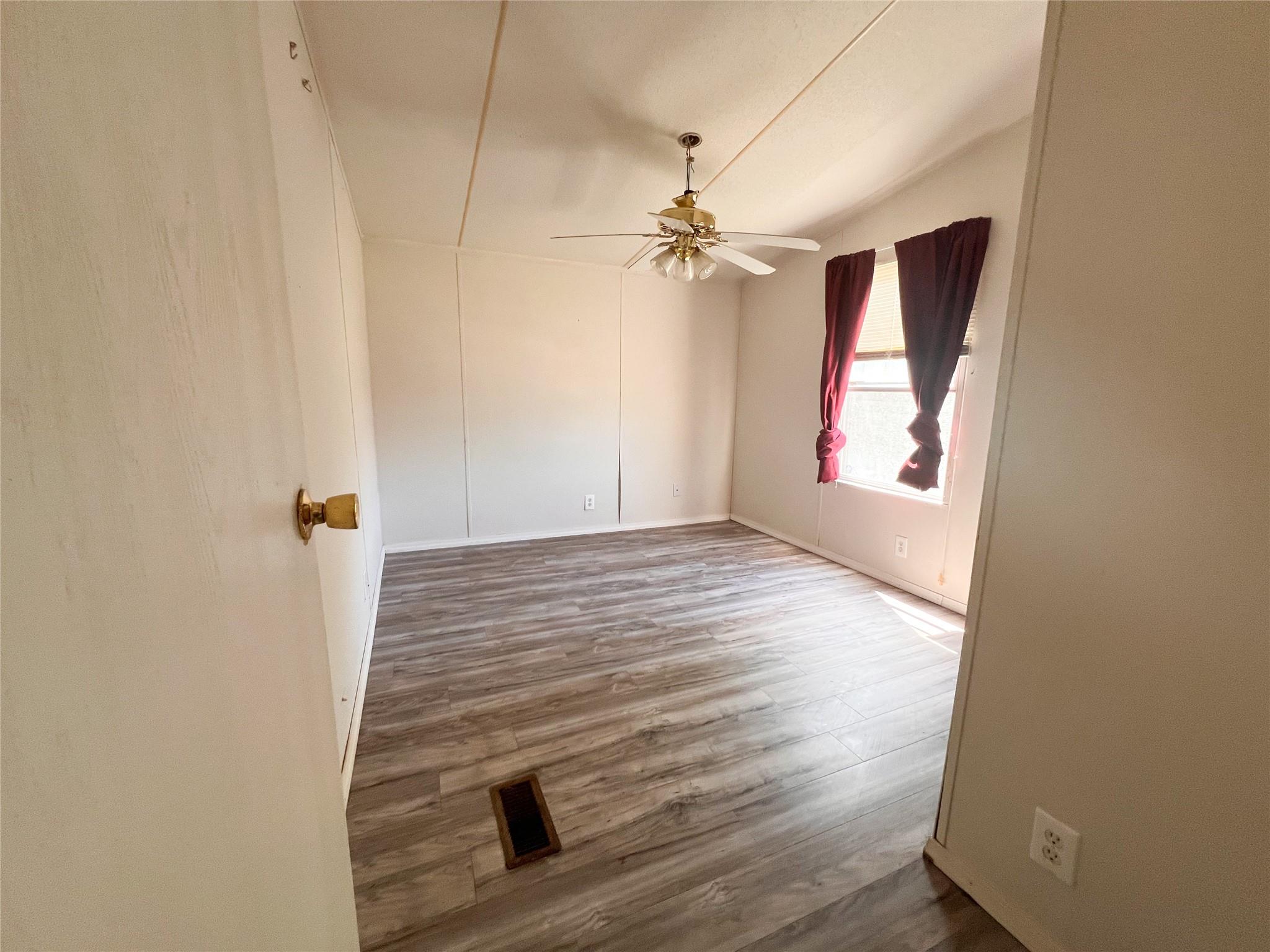 3185 Old Colony Line Rd, Lockhart, TX 78644