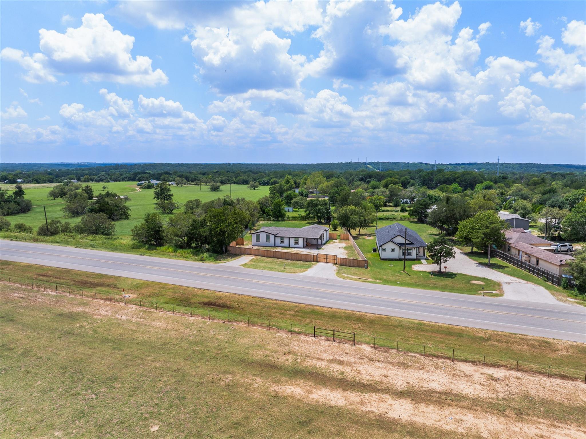 962 SH 304, Bastrop, TX 78602