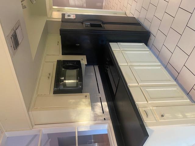 8908 Viking Dr, Austin, TX 78758