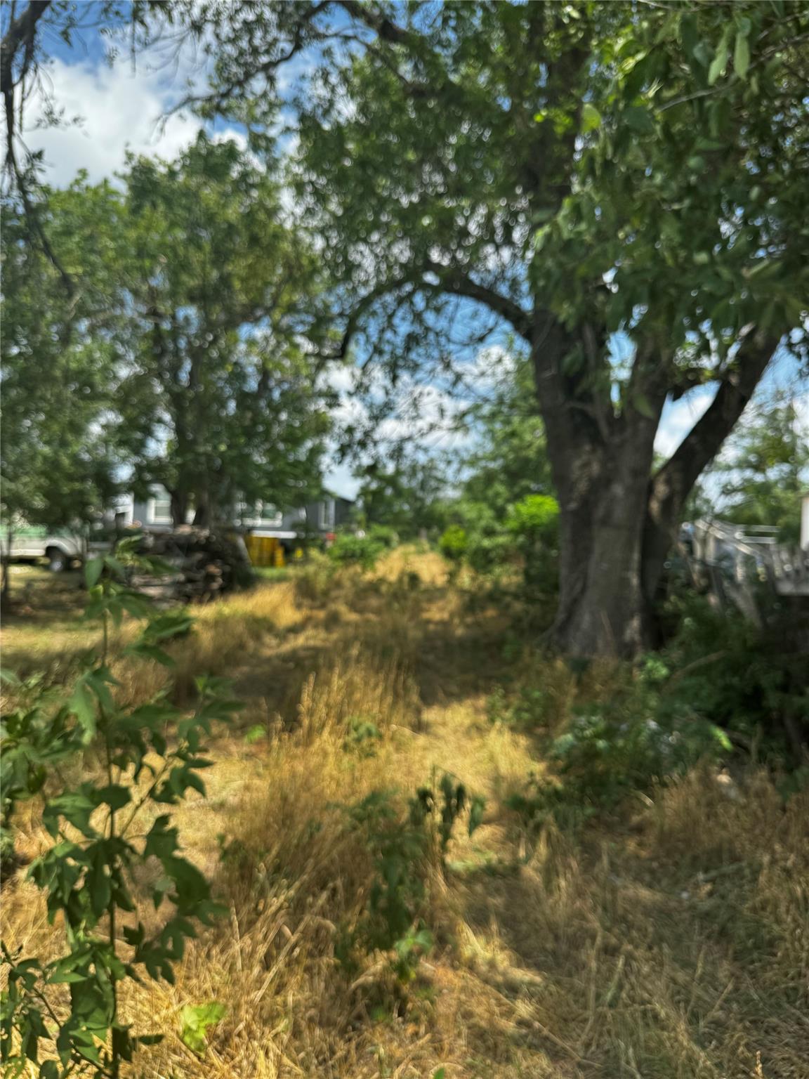 165 W Clearview Cemetery Rd, Bastrop, TX 78602