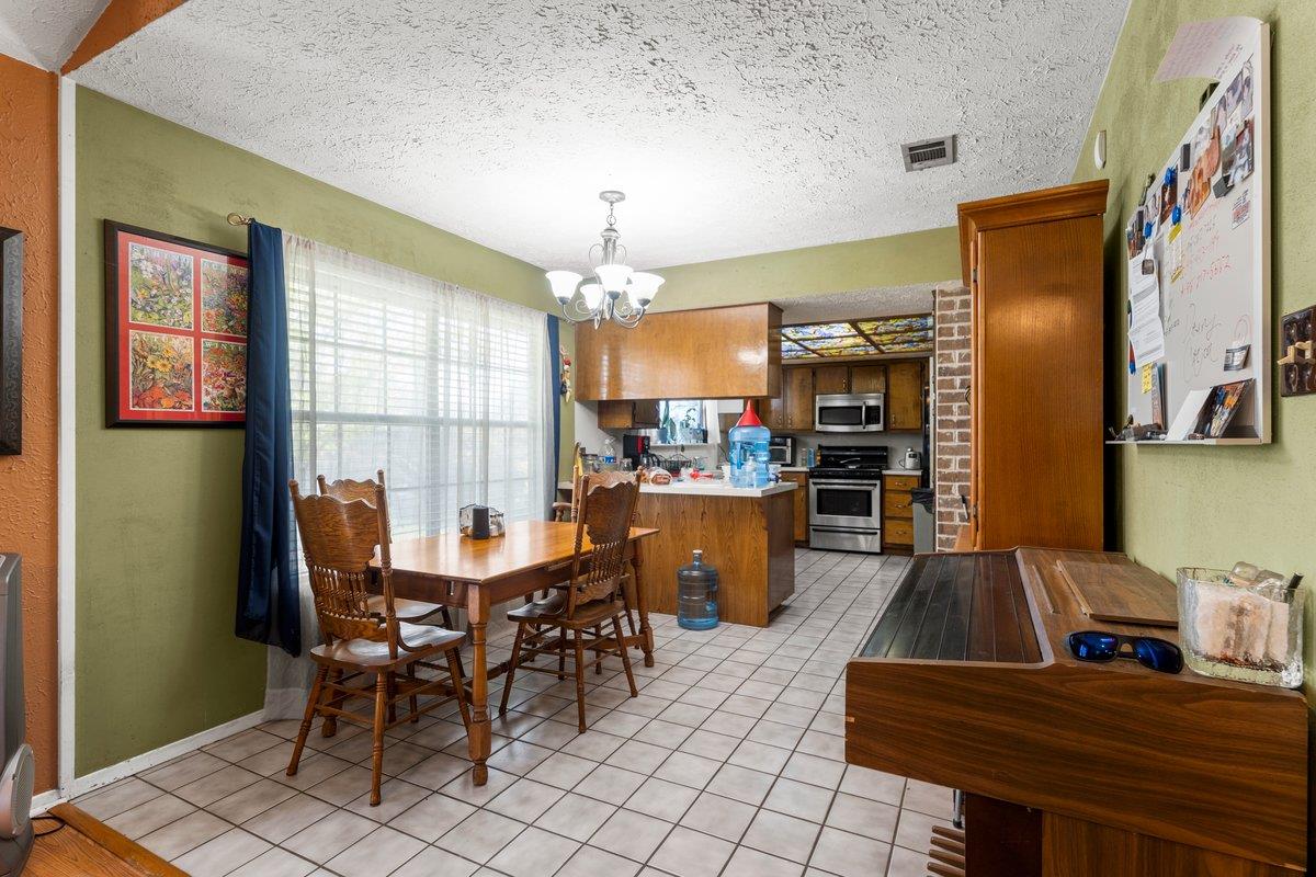 1304 Gatlinburg Dr, Pflugerville, TX 78660