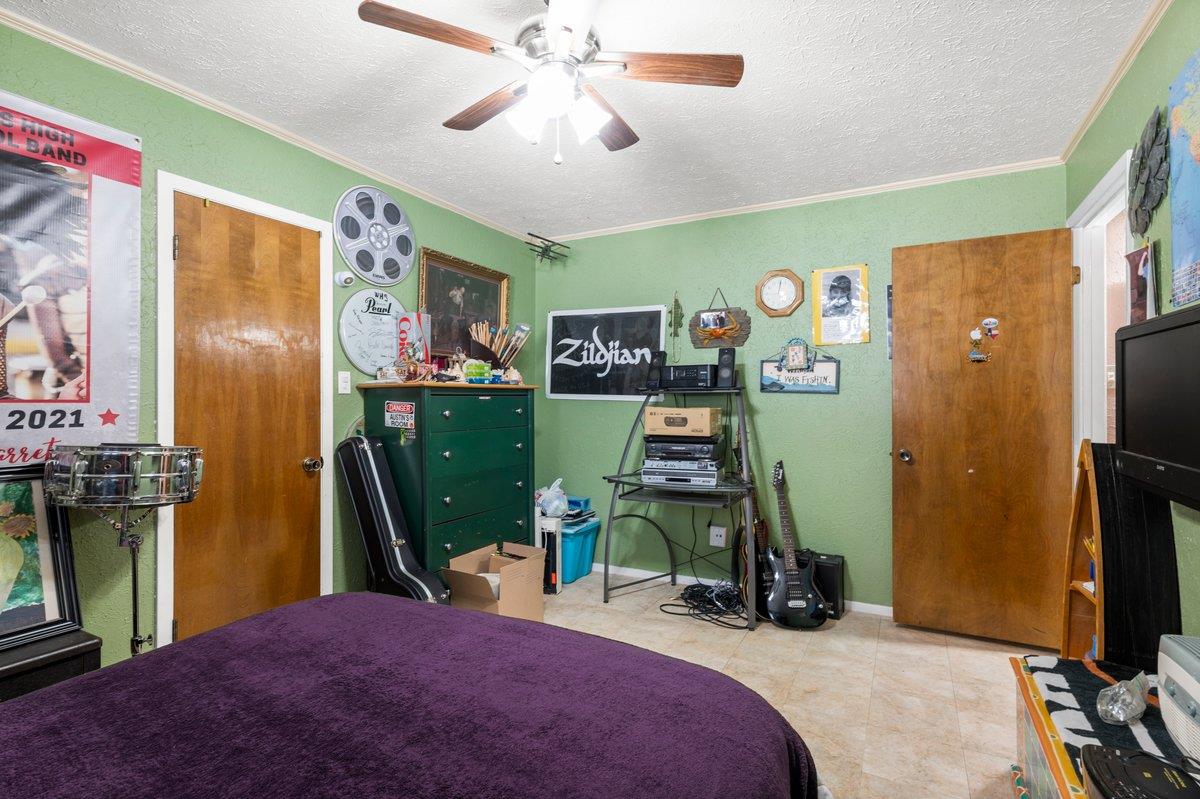 1304 Gatlinburg Dr, Pflugerville, TX 78660