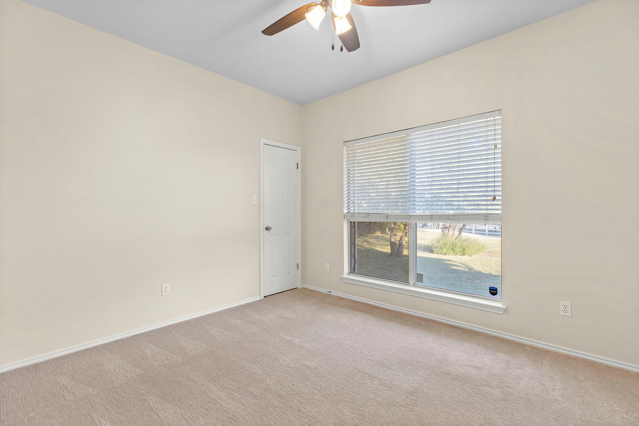 704 Ridgmar Rd, Leander, TX 78641