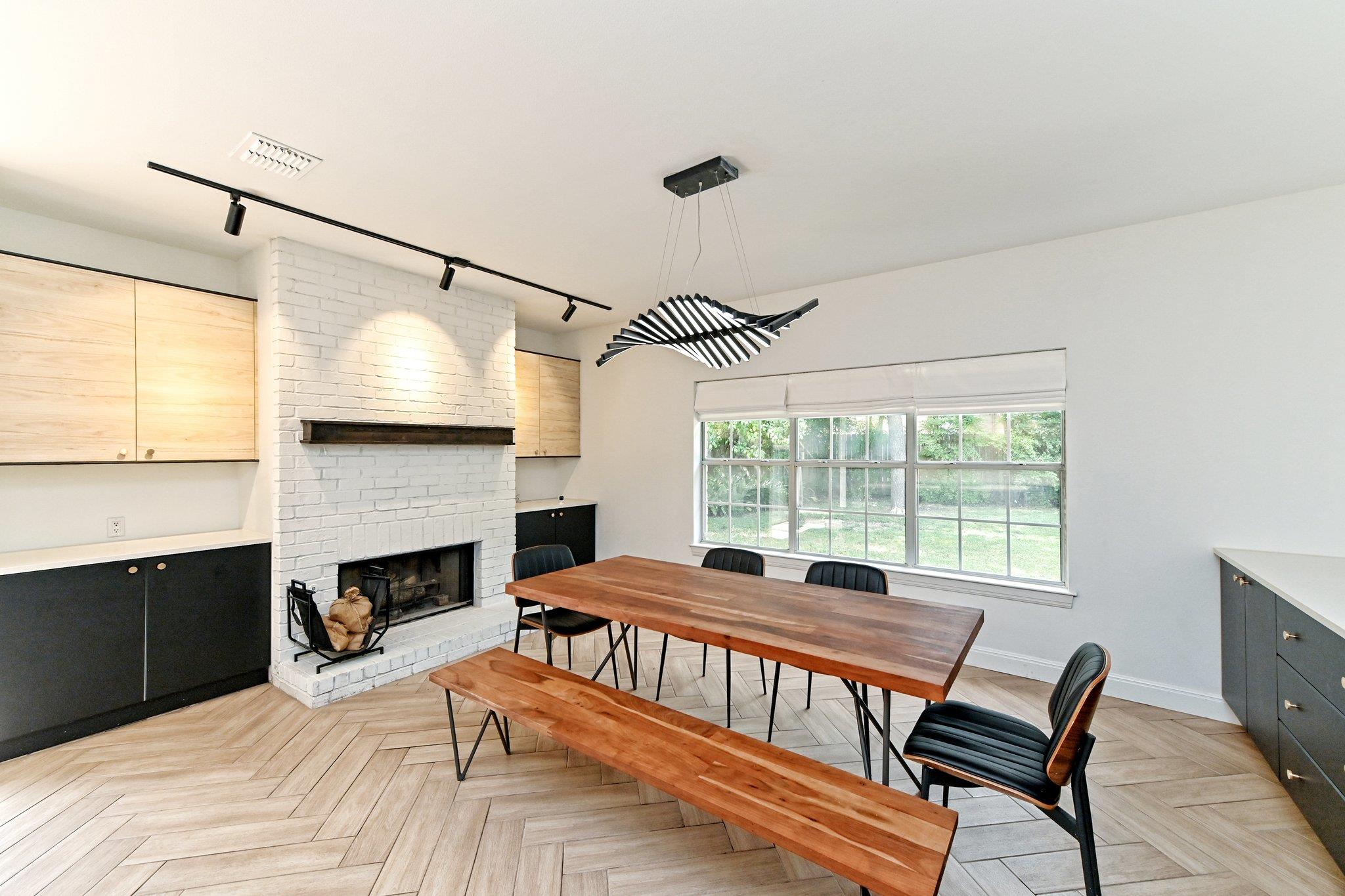 10020 Wild Dunes Dr, Austin, TX 78747