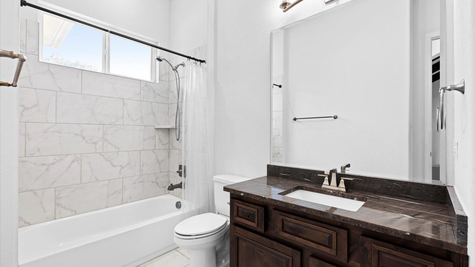 2382 Geneseo Oaks, New Braunfels, TX 78132