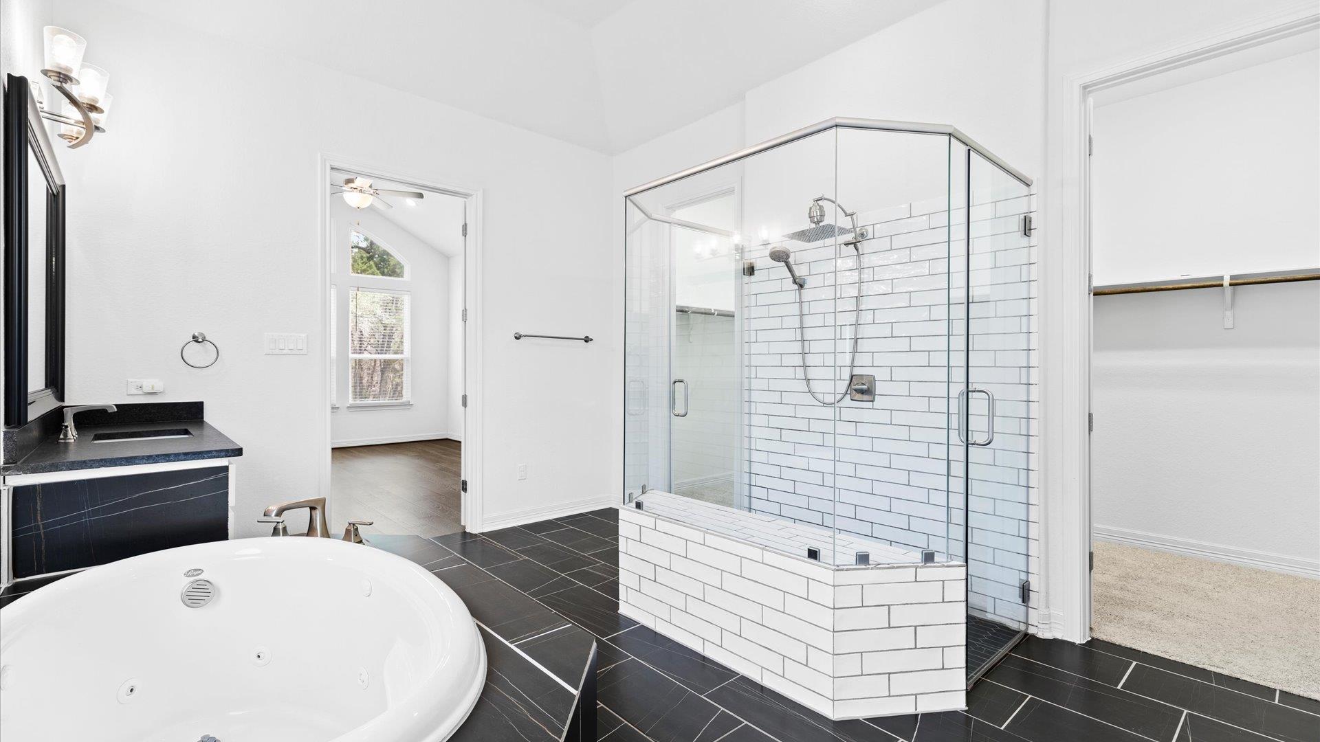 2382 Geneseo Oaks, New Braunfels, TX 78132