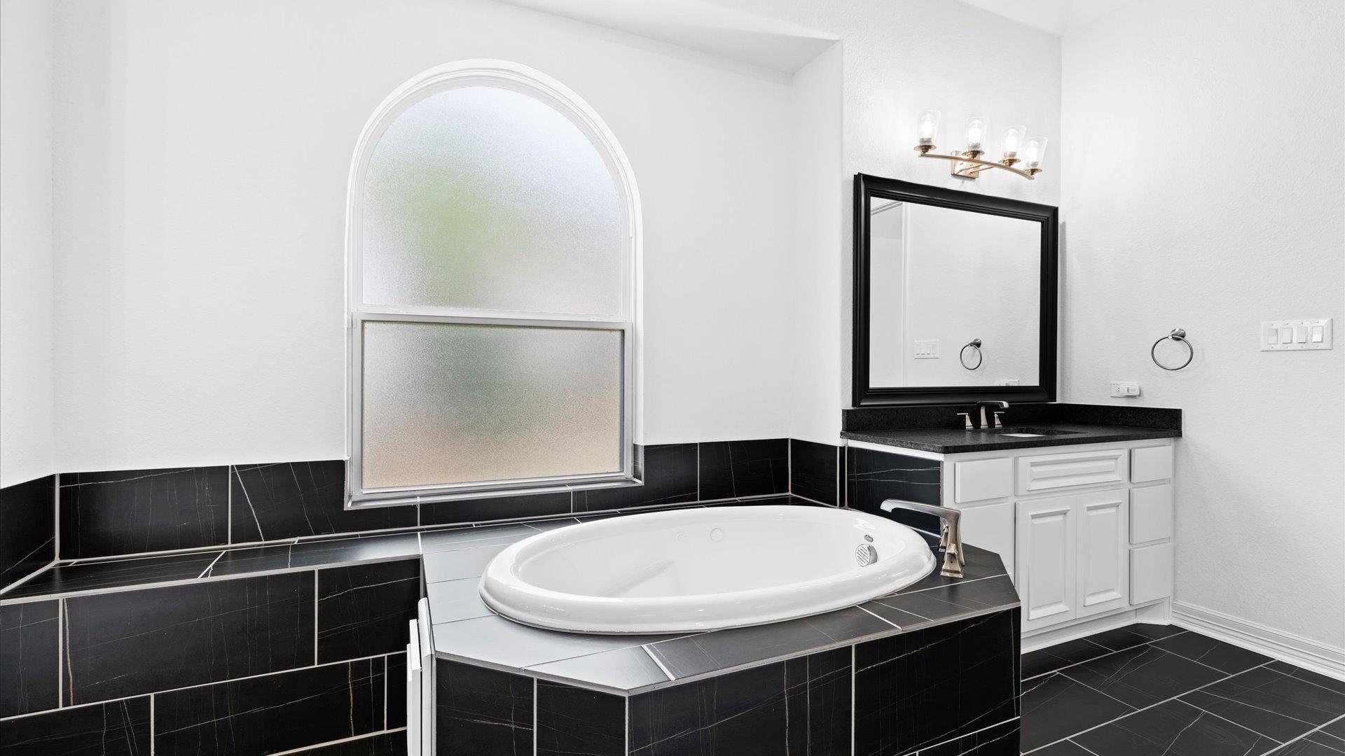 2382 Geneseo Oaks, New Braunfels, TX 78132