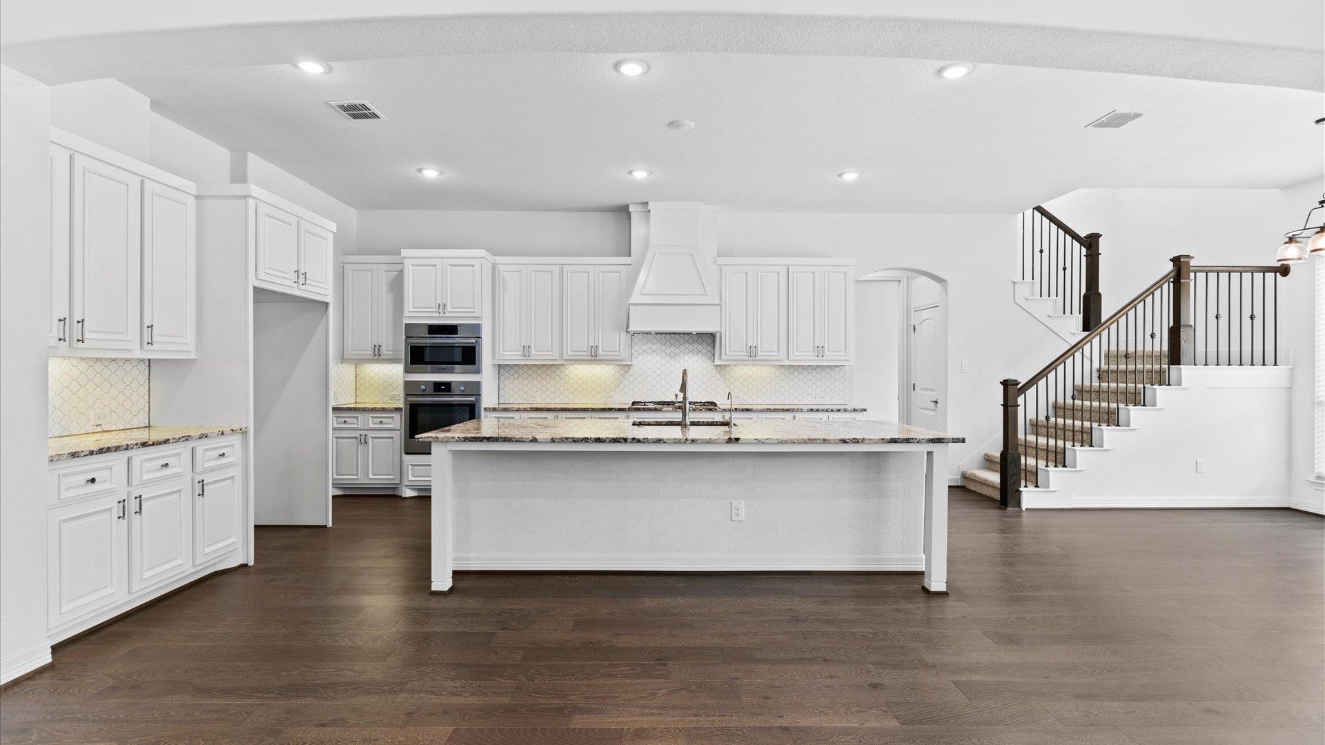 2382 Geneseo Oaks, New Braunfels, TX 78132