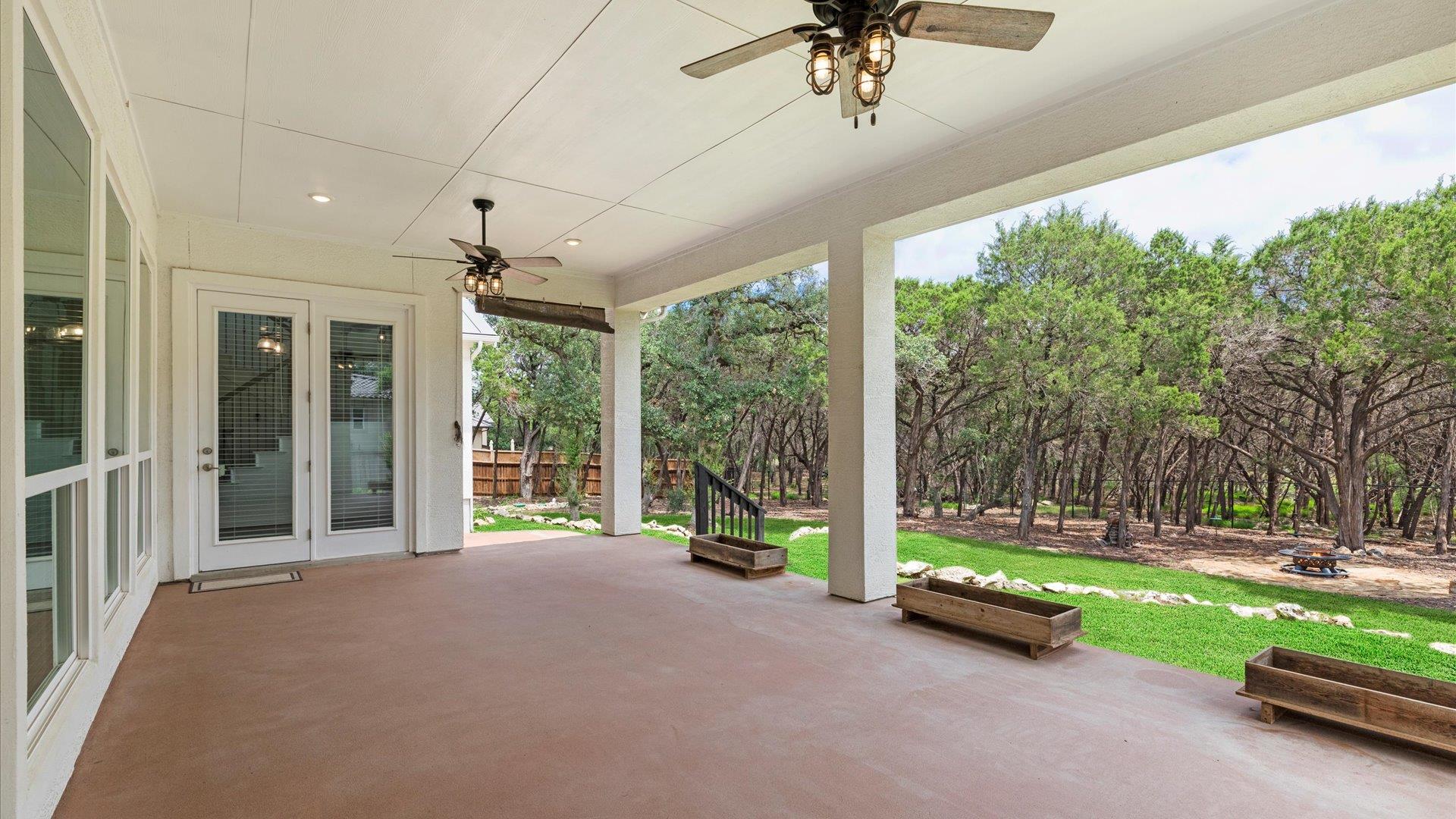 2382 Geneseo Oaks, New Braunfels, TX 78132