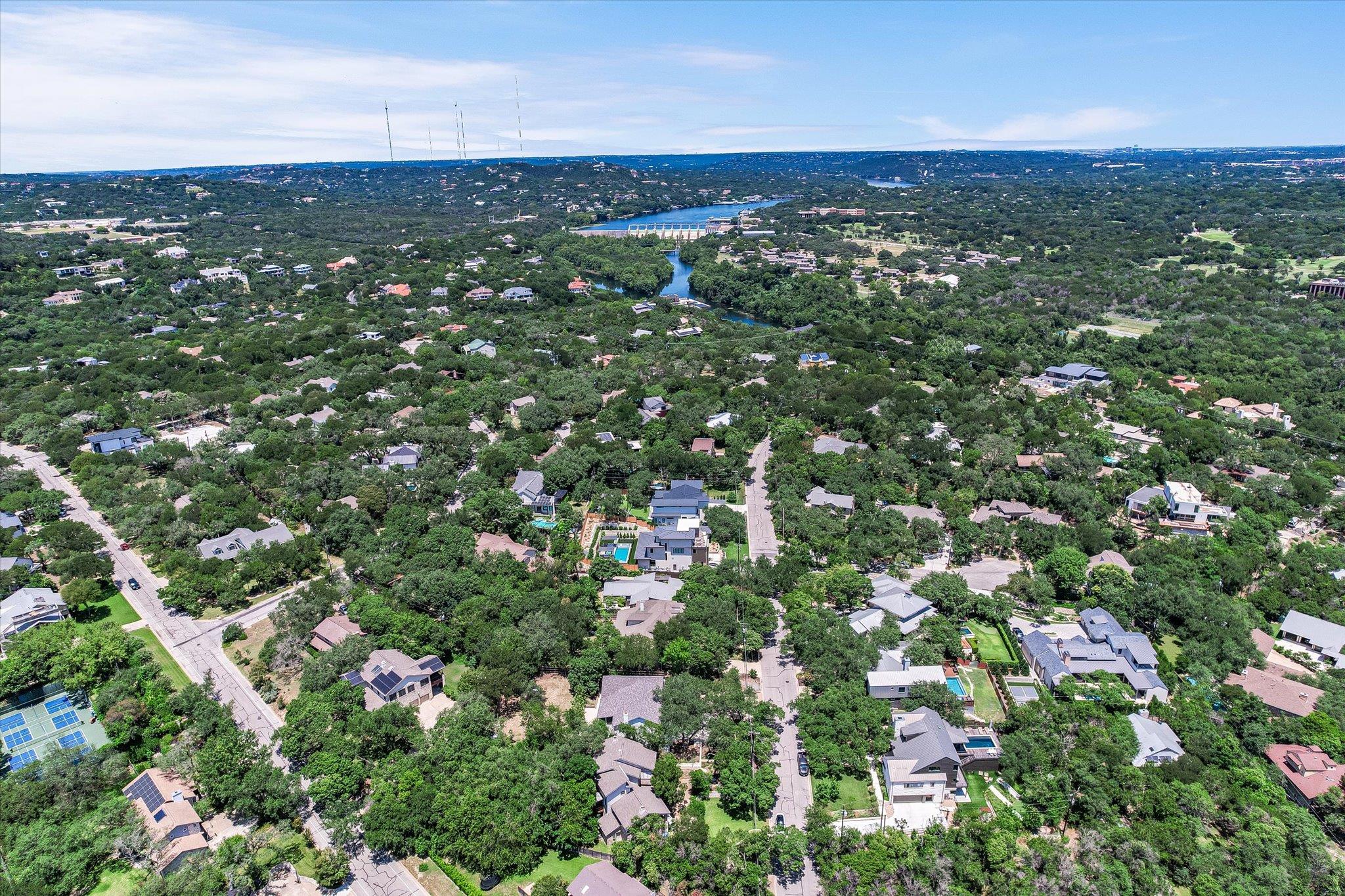 200 Ashworth Dr, Austin, TX 78746