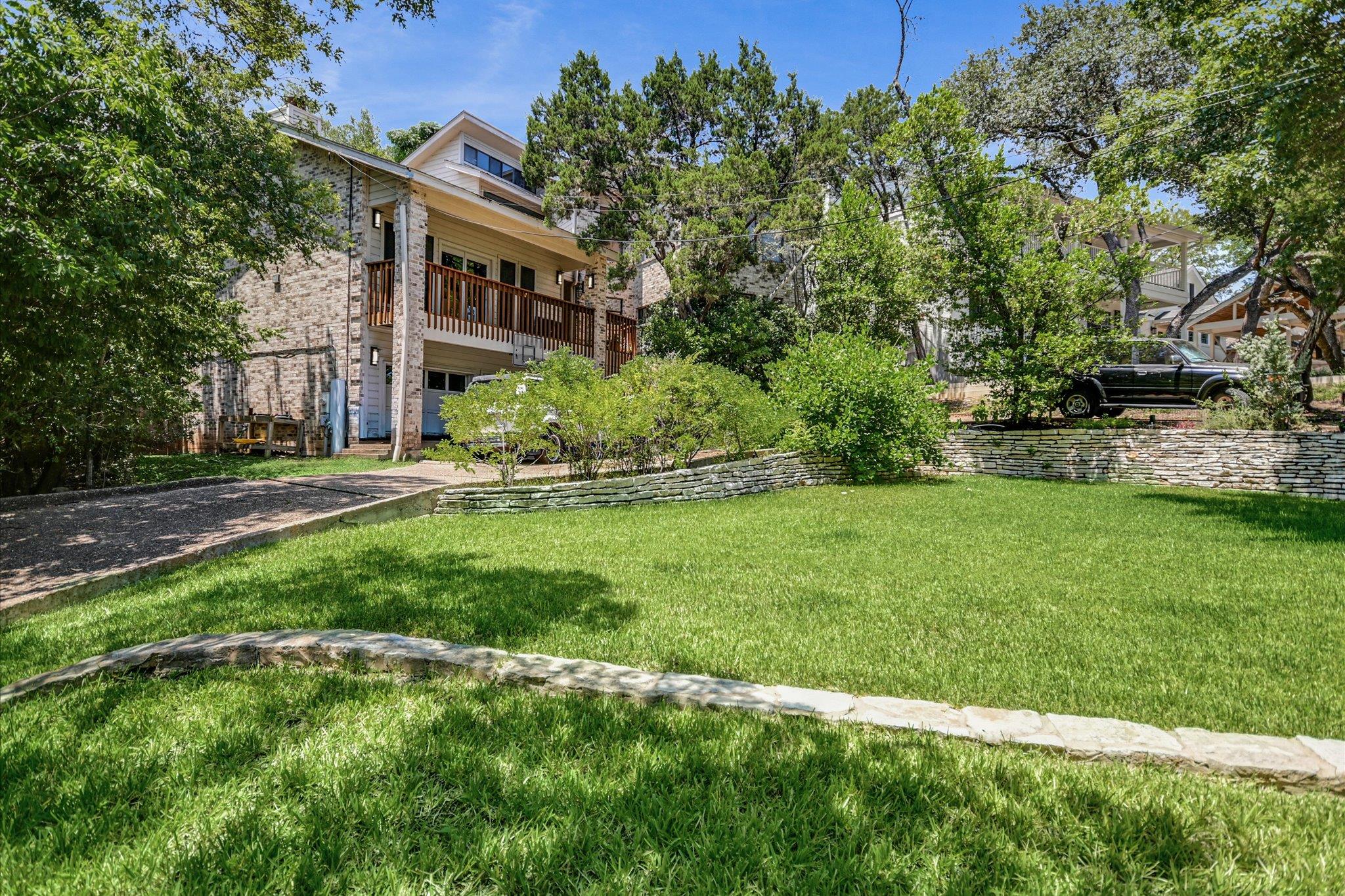 200 Ashworth Dr, Austin, TX 78746