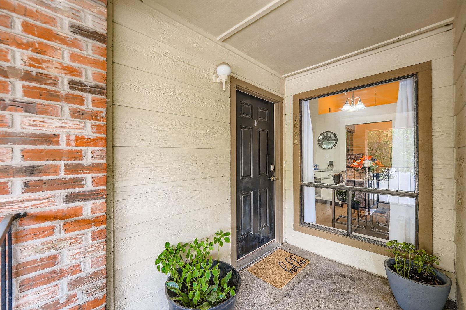 1705 Crossing Pl # A109, Austin, TX 78741