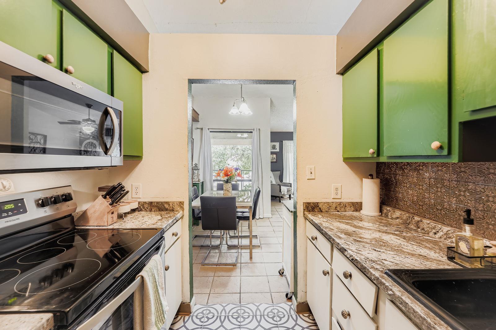 1705 Crossing Pl # A109, Austin, TX 78741