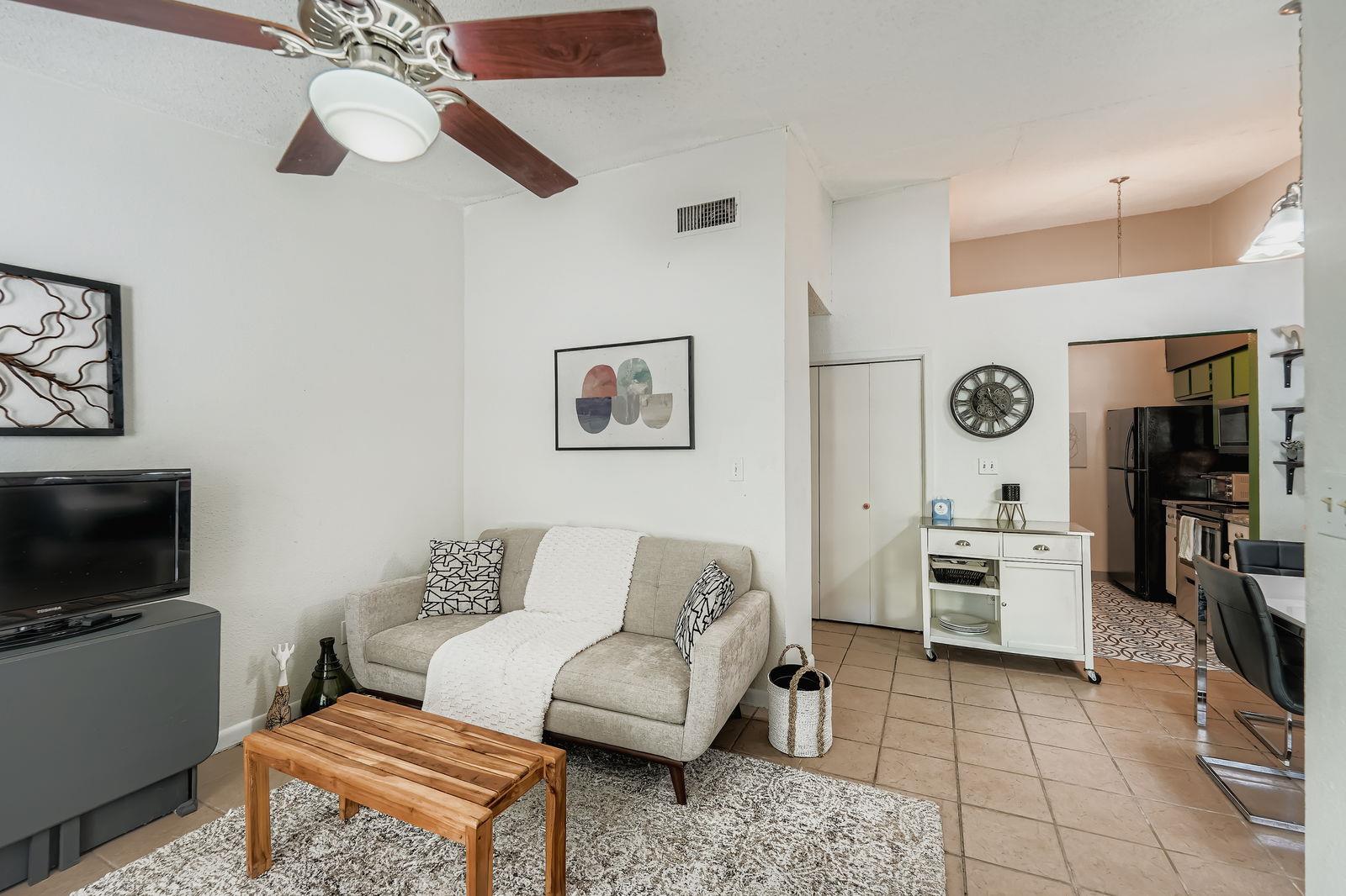 1705 Crossing Pl # A109, Austin, TX 78741