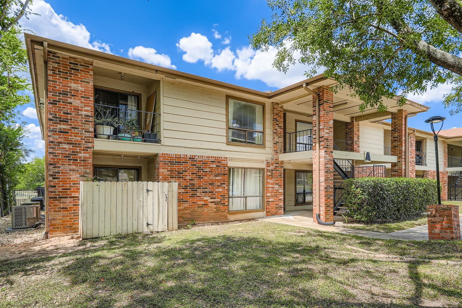 1705 Crossing Pl # A109, Austin, TX 78741