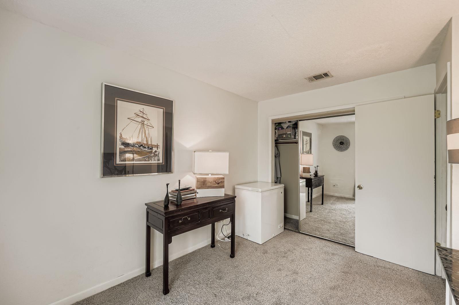 1705 Crossing Pl # A109, Austin, TX 78741