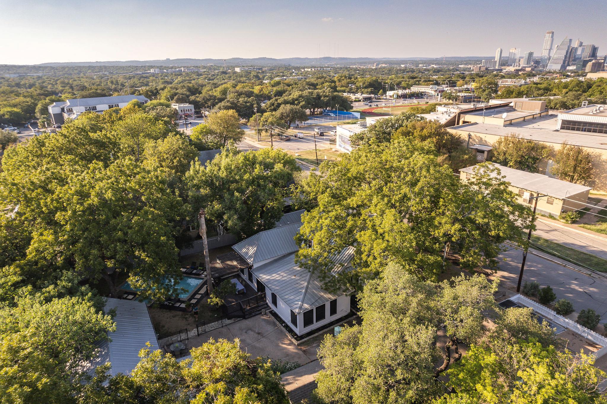 203 Leland St, Austin, TX 78704
